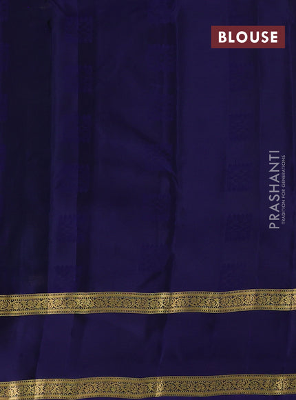 Green & Navy Blue Kanchipuram Silk - Weaves