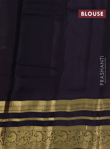 Maroon & Black Kanchipuram Silk - Weaves
