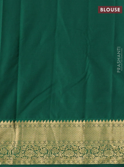 Red & Green Bangalori Silk - Buttas