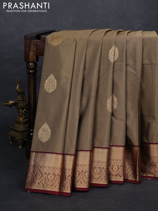 Chikku & Maroon Bangalori Silk - Buttas