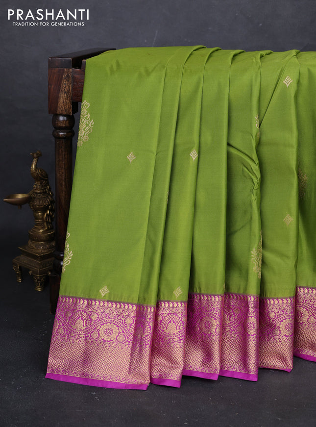 Green & Magenta Pink Bangalori Silk - Buttas