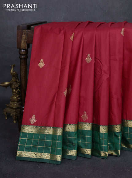 Red & Green Bangalori Silk - Buttas