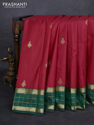 Red & Green Bangalori Silk - Buttas