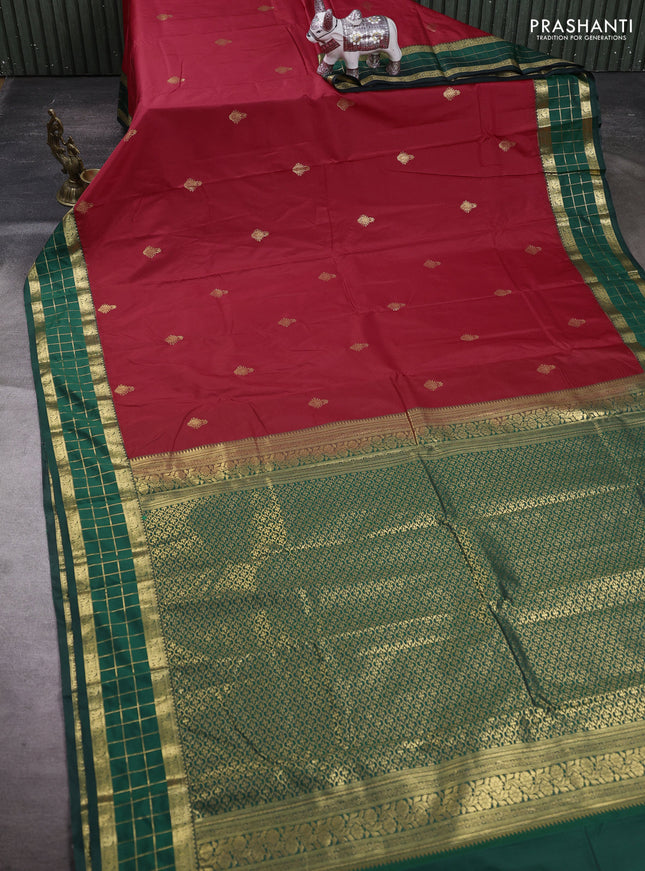 Red & Green Bangalori Silk - Buttas