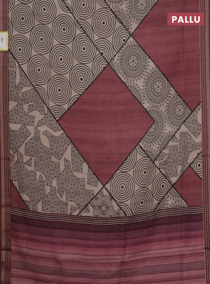 Semi tussar saree beige and maroon shade with allover geometric prints and zari woven border