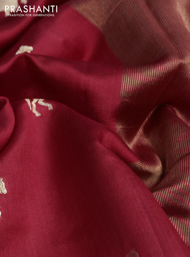 Chiniya silk saree red and green with horse zari woven buttas in borderless style