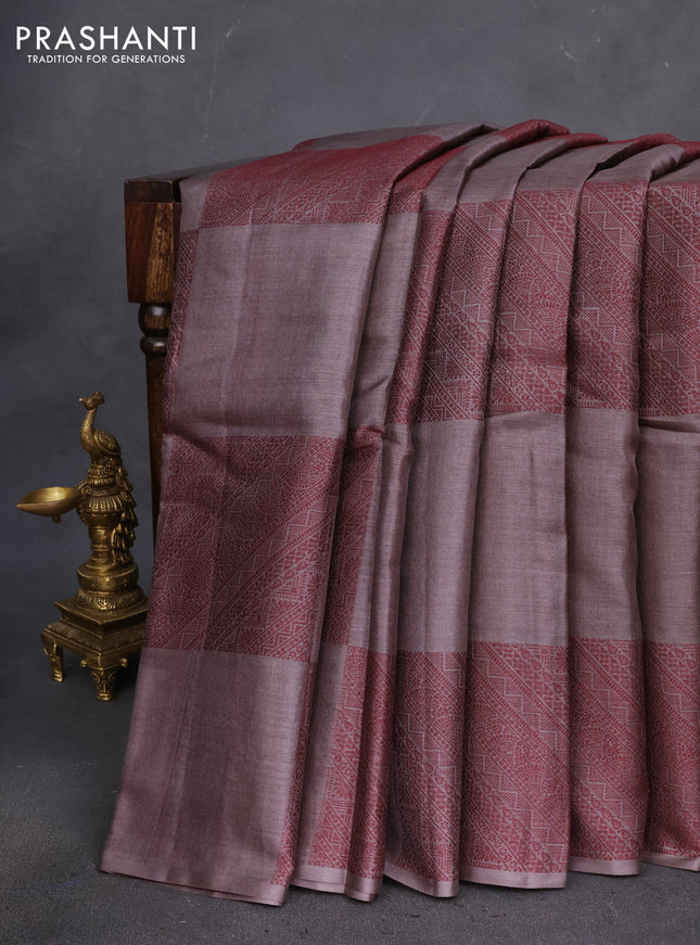 Pure tussar silk saree grey shade with thread woven box type buttas in borderless style