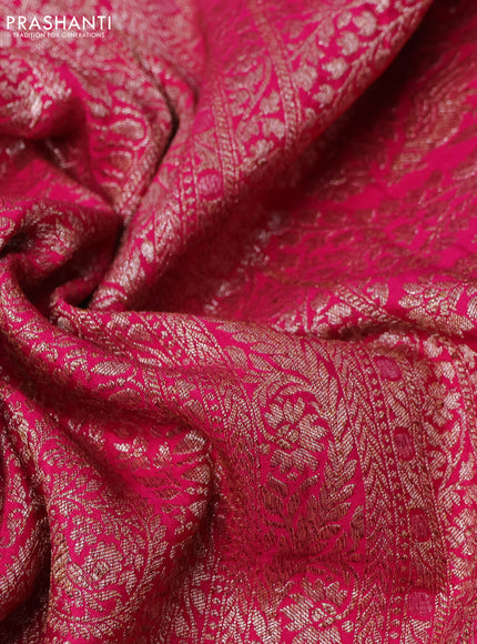 Banarasi crepe saree pink with allover thread & zari weaves and woven border