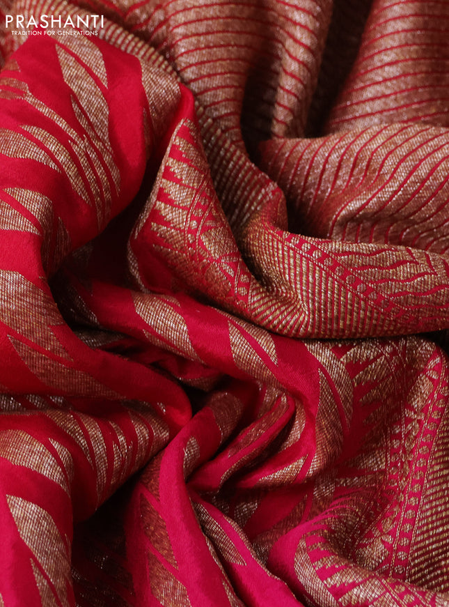 Banarasi crepe saree red and pink with allover geometric zari weaves and woven border