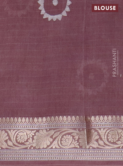 Maheshwari silk cotton saree mauve pink with batik prints and zari woven border