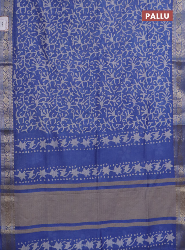 Maheshwari silk cotton saree blue with batik prints and zari woven border