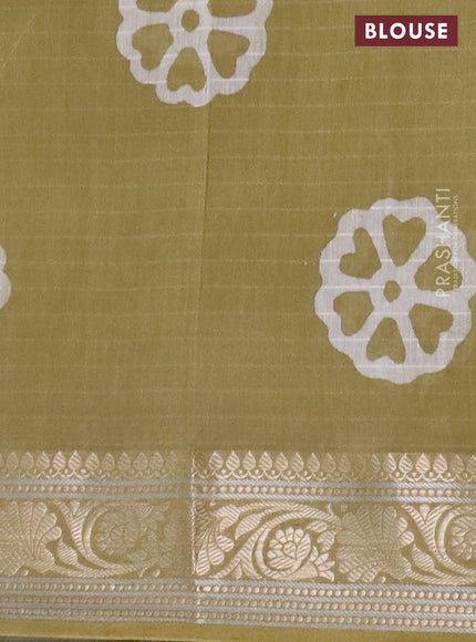 Maheshwari silk cotton saree green shade with batik prints and zari woven border