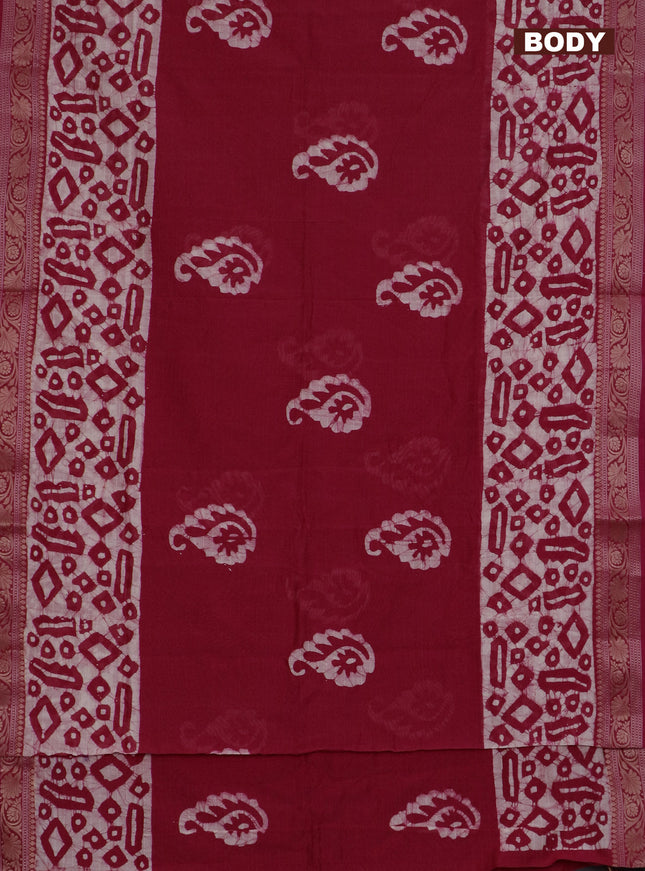 Maheshwari silk cotton saree pink with batik prints and zari woven border