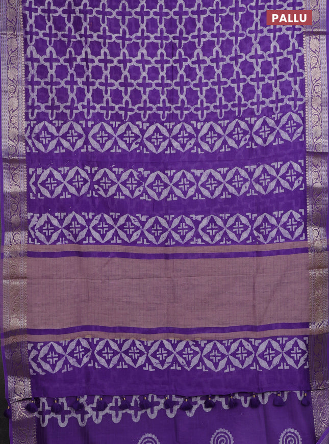 Maheshwari silk cotton saree violet with batik prints and zari woven border