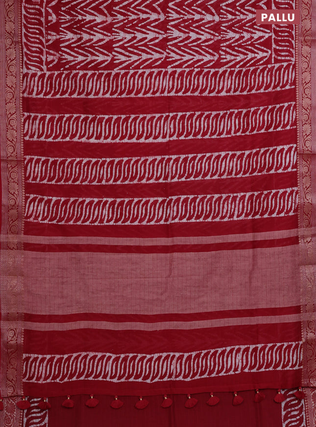 Maheshwari silk cotton saree maroon with batik prints and zari woven border
