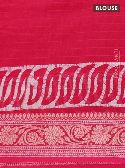 Maheshwari silk cotton saree pink with batik prints and zari woven border
