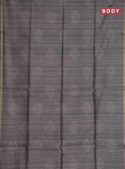 Semi tussar saree grey with bandhani butta prints and kalamkari prints & cut work pallu
