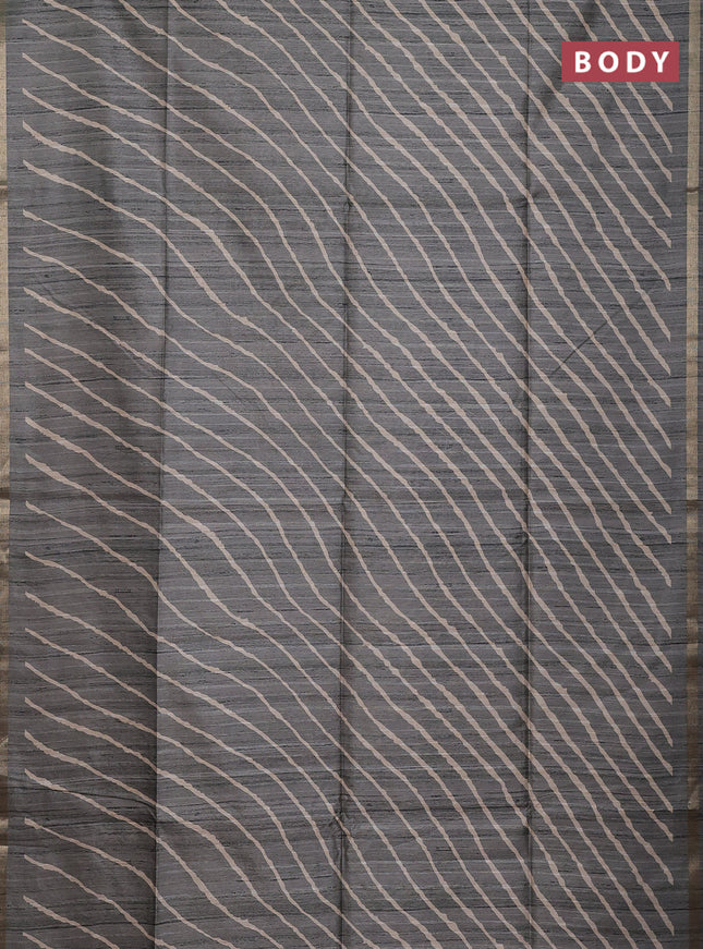 Semi tussar saree grey with leheriya prints and kalamkari prints & cut work pallu