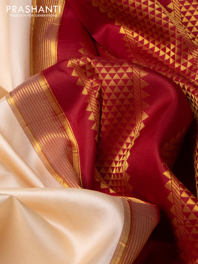 10 Yards silk saree cream and maroon with plain body and zari woven korvai border