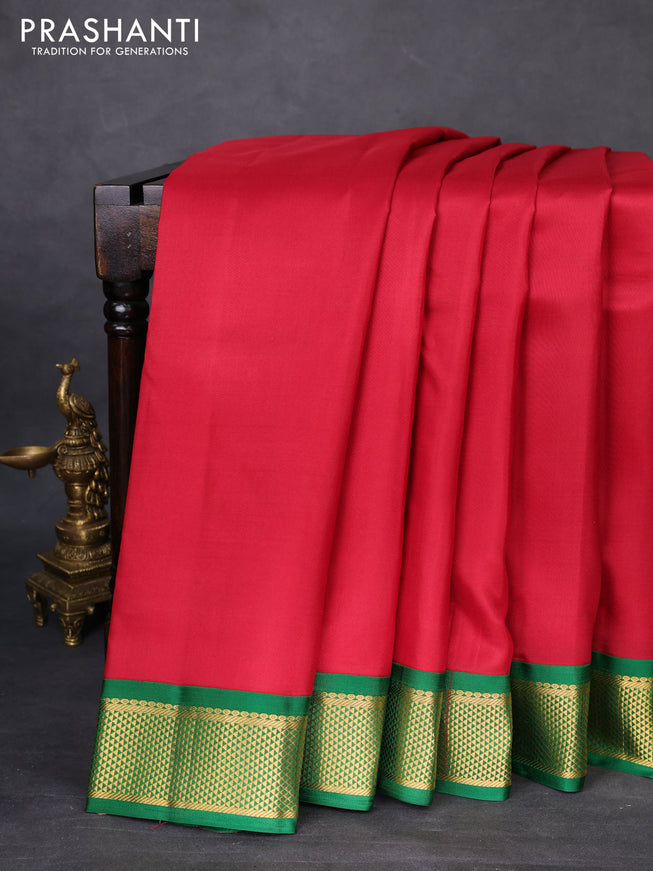 10 Yards silk saree maroon and green with plain body and zari woven korvai border