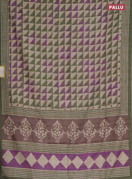 Semi tussar saree beige and sap green with allover geometric prints and kantha stitch work border