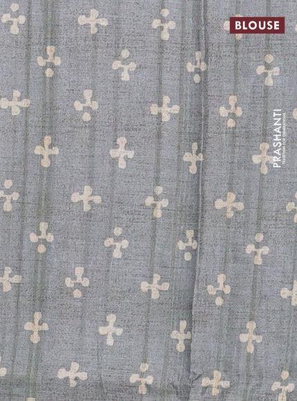Semi tussar saree beige and grey shade with allover geometric prints and kantha stitch work border