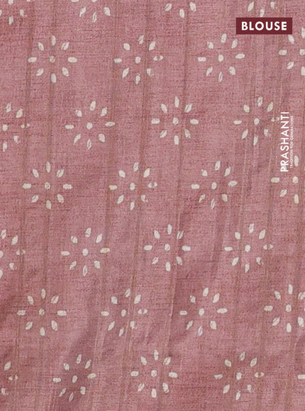 Semi tussar saree cs blue and pastel maroon shade with allover wevy prints and kantha stitch work border