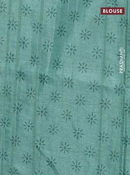 Semi tussar saree beige and teal green with allover geometric prints and kantha stitch work border