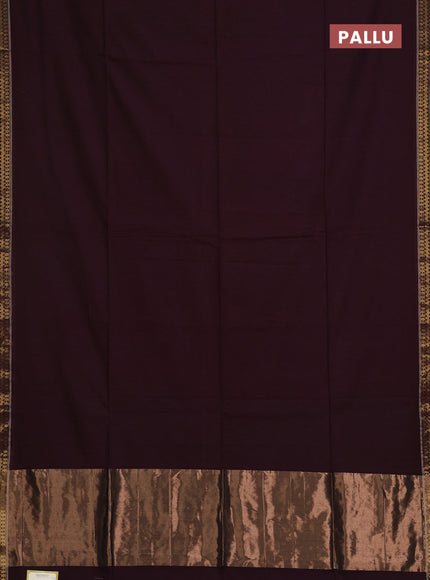 Bengal soft cotton saree deep wine shade and light green with plain body and zari woven border