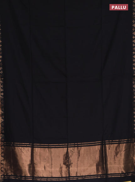 Bengal soft cotton saree black and maroon with plain body and zari woven border