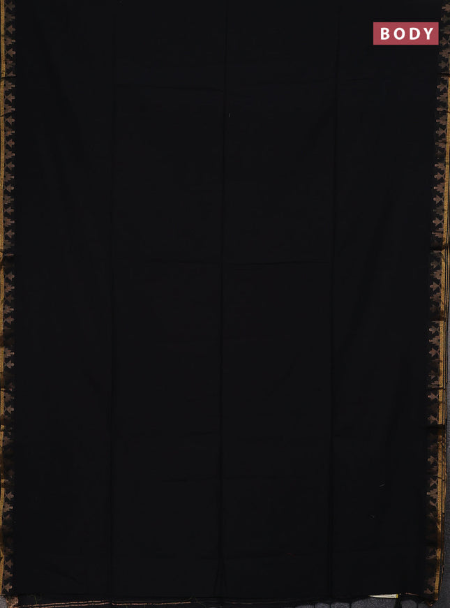 Bengal soft cotton saree black and maroon with plain body and zari woven border