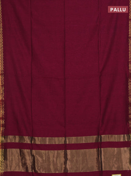 Bengal soft cotton saree dark magenat pink and blue with plain body and zari woven border