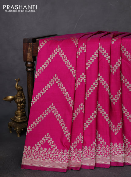 Banarasi semi mushru silk saree dark magenta pink with allover zig zag zari weaves and zari woven border