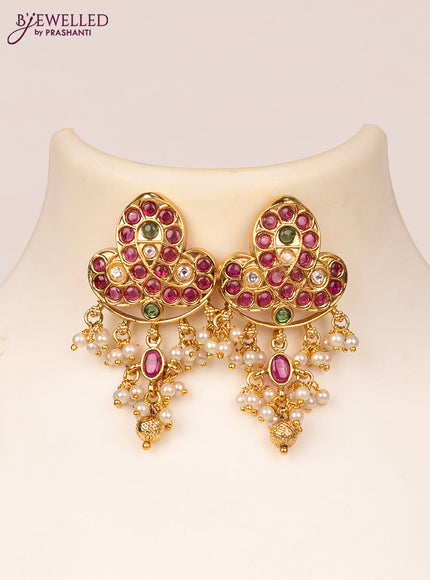 Black thread necklace manga pattern with kemp & kundan stones and pearl & golden beads hangings