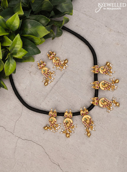 Black thread necklace manga pattern with kemp stones and pearl & golden beads hanging