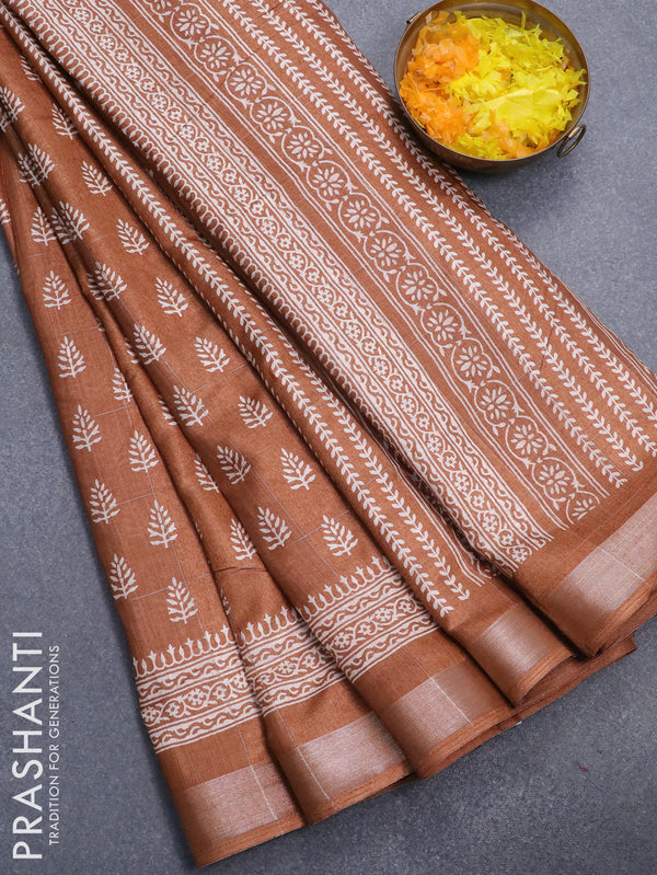 Semi dola saree rust shade with allover butta prints and zari woven border