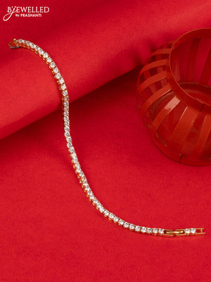 Bracelet with cz stones in gold finish