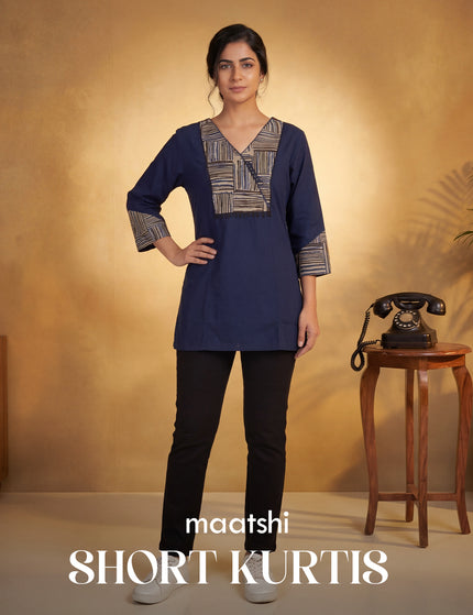 <strong>Rs: 690/- </strong>Onwards.