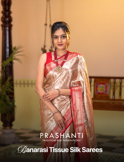 <strong>Rs:8990/- </strong>Onwards