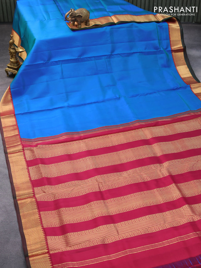 10 yards silk saree dual shade of blue and dark magenta pink with plain body and zari woven border