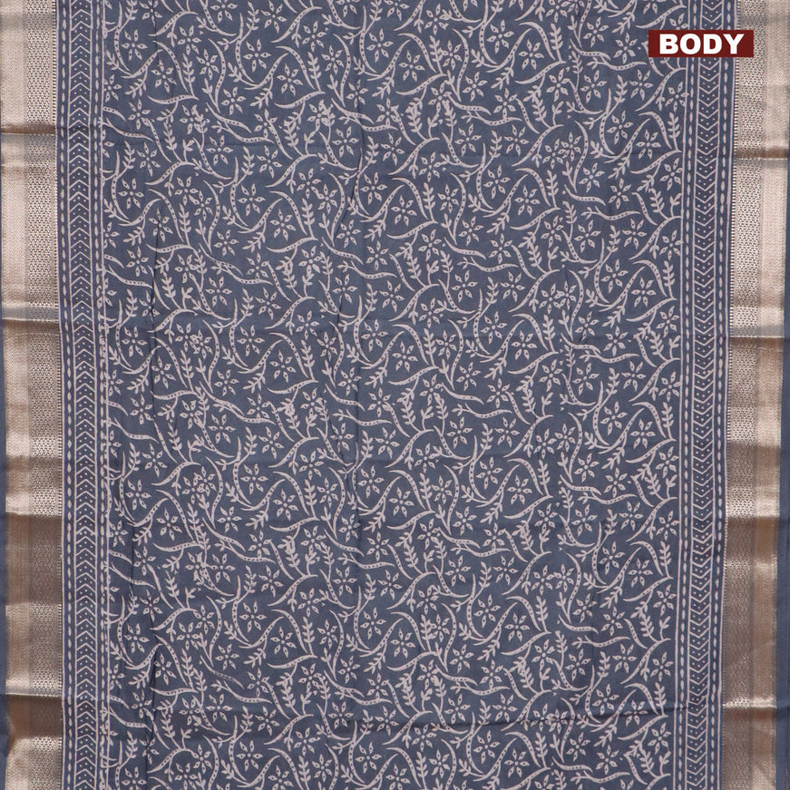 Semi gadwal saree grey with allover prints and zari woven border