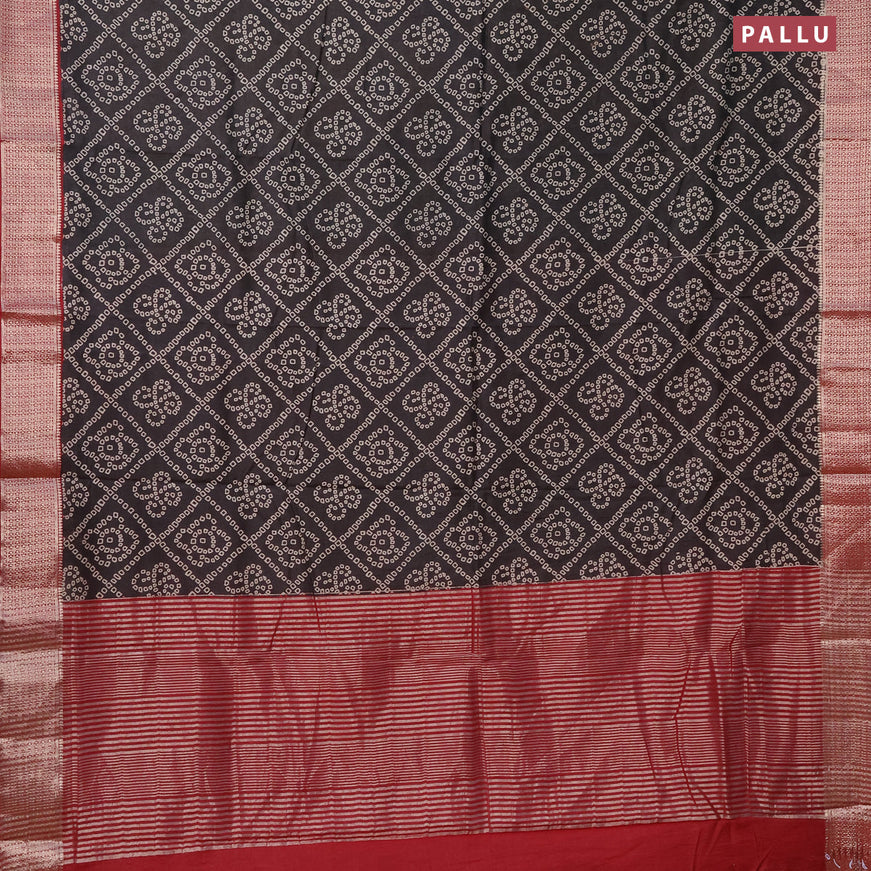 Semi gadwal saree black and maroon with allover bandhani prints and zari woven border