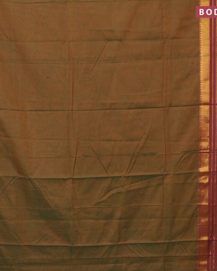 Narayanpet cotton saree dual shade of green and maroon shade with plain body and long zari woven border