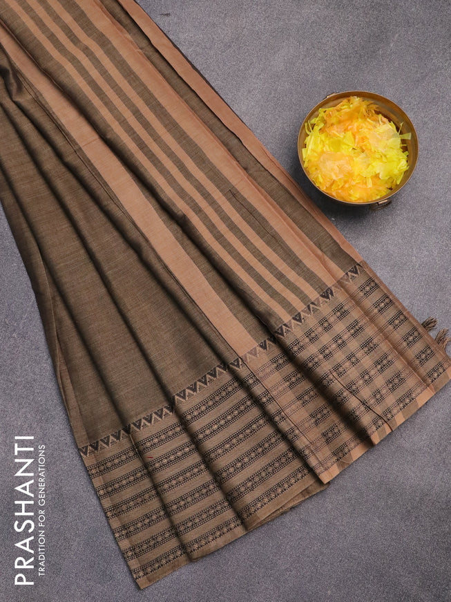 Narayanpet cotton saree grey shade with plain body and thread woven border