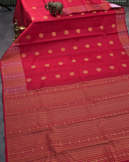 Pure kanjivaram silk saree red and dark green with zari woven buttas and zari woven border & butta style