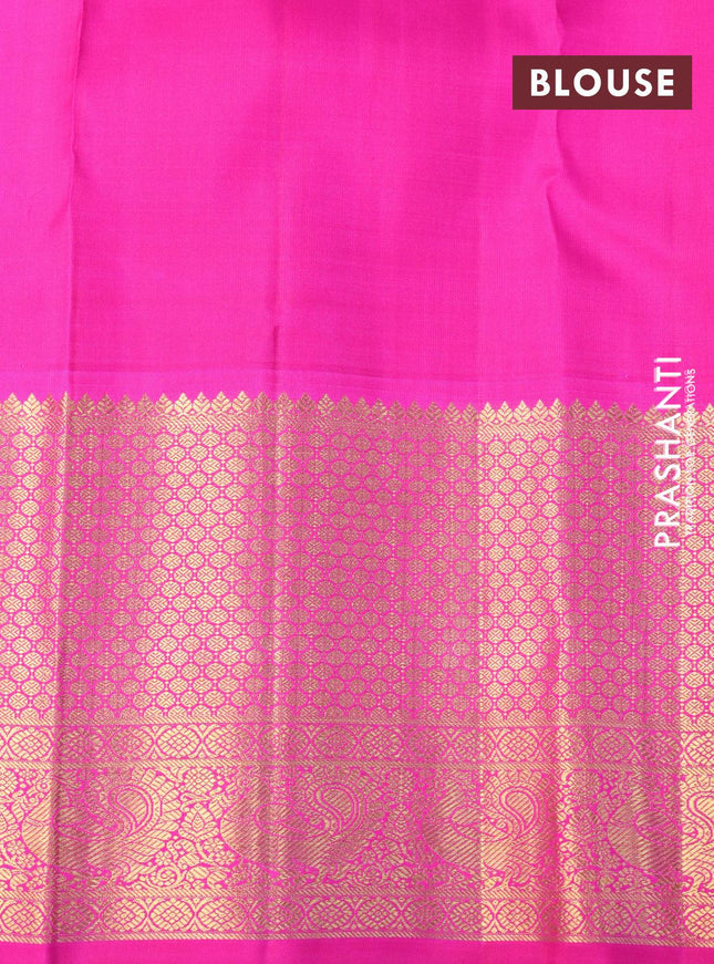 Pure kanjivaram silk saree green and pink with allover zari woven brocade weaves and long zari woven annam border