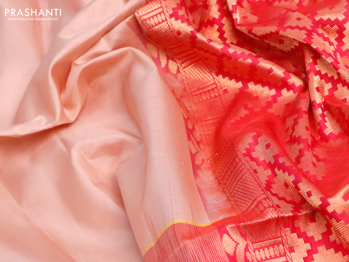 Pure soft silk saree peach shade and reddish pink with plain body and checked pattern zari butta border