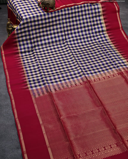 Pure soft silk saree cream blue and dual shade of pink with allover paalum pazhamun checked pattern and rettapet zari woven border