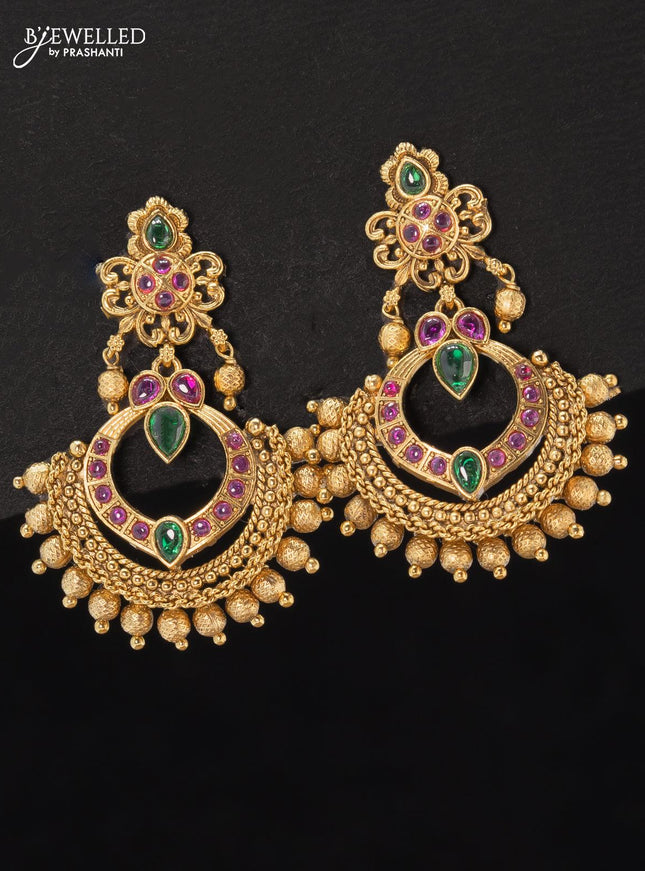 Antique earrings with kemp stone and golden beads hangings - {{ collection.title }} by Prashanti Sarees