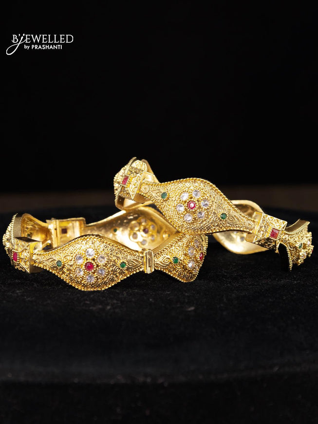 Antique kada screw type bangle floral design with kemp and white stones - {{ collection.title }} by Prashanti Sarees